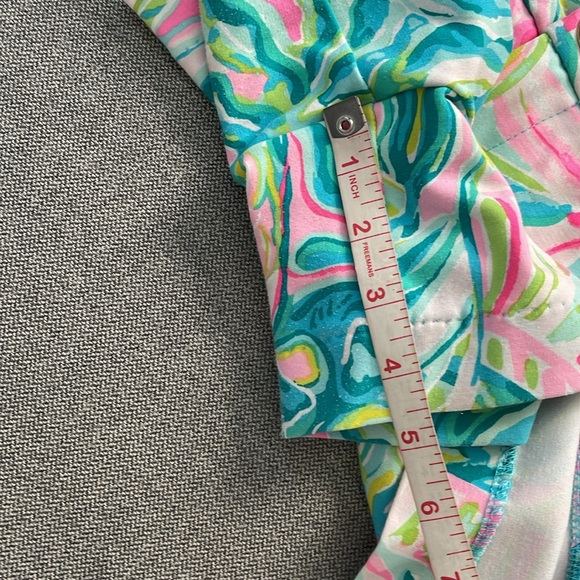 Lilly Pulitzer Shorts - Picture 7 of 7